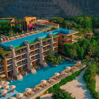 Hotel Xcaret México resort buildings and pools